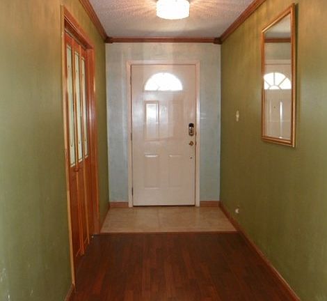 3rd image of 109 Jennifer Dr