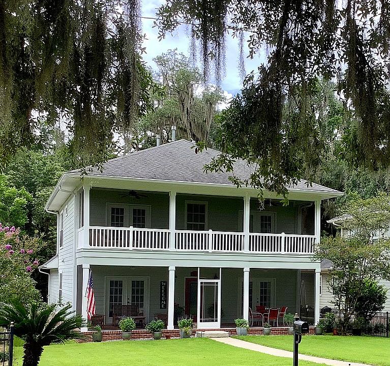 1st image of 1528 Golf Terrace Dr