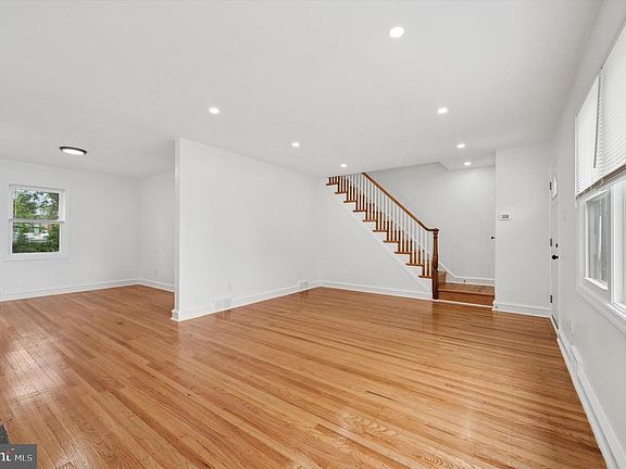 5th image of 6134 Grant Ave