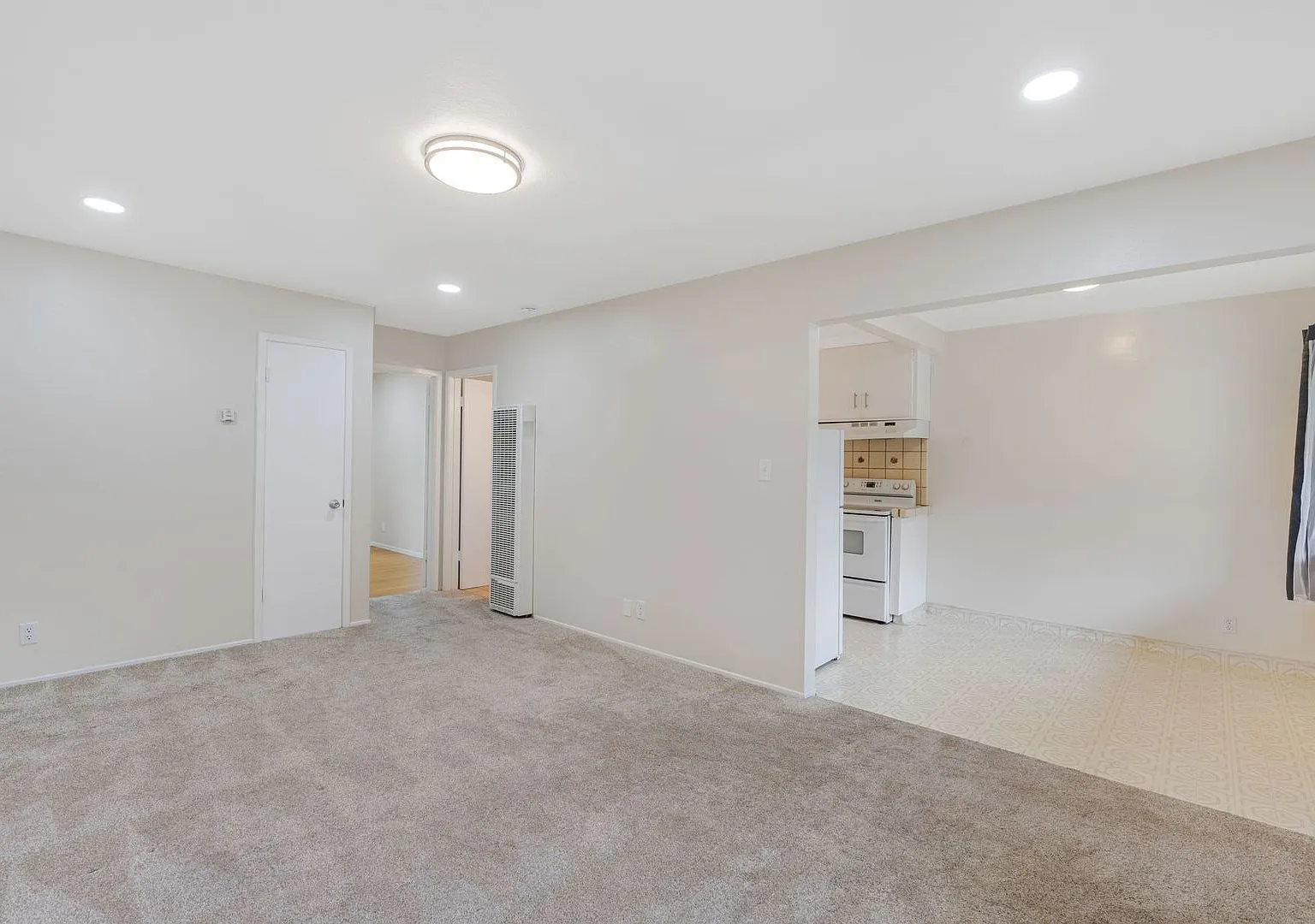 430 Norfolk Dr, Pacifica, CA 94044 — Photo 2