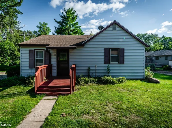 109 W Grant St, Conrad, IA 50621