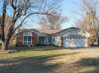 110 Bradley Dr, Sikeston, MO 63801
