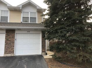 245 12th St UNIT D, Wheeling, IL 60090