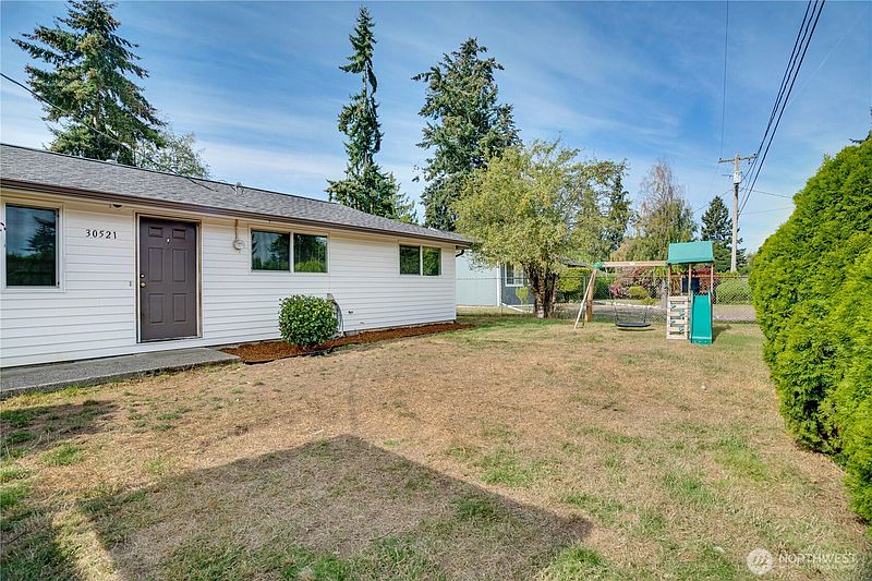 3rd image of 30521 1st Pl SW