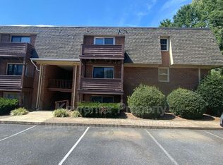 2337 Morris Mill Rd APT 10, Staunton, VA 24401