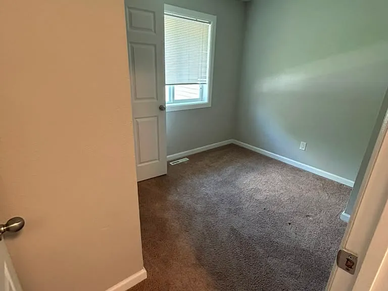 525 Stevens St SW — Photo 13
