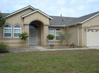 1261 Florence Ave, Dinuba, CA 93618