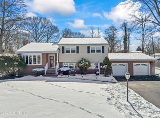 2 Regal Pl, Lincroft, NJ