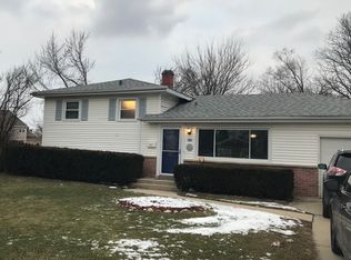 109 N Rose Ave, Addison, IL 60101