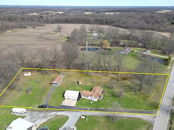 4th image of 14086 Ellsworth Rd