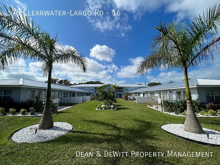 575 Clearwater Largo Rd N #16 — Photo 11