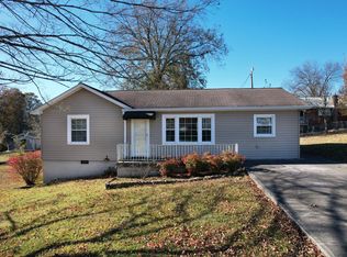 600 Indiana Ave, Etowah, TN 37331