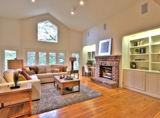 18439 Hernandez Ln, Monte Sereno, CA 95030