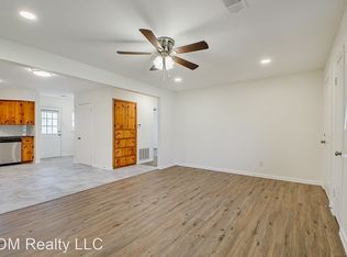 1925 W Lawson St, Fayetteville, AR 72703