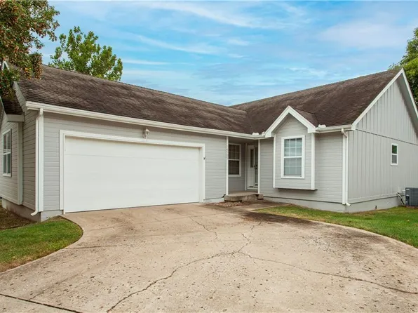 16503 E 52nd Terrace Ct S, Independence, MO 64055