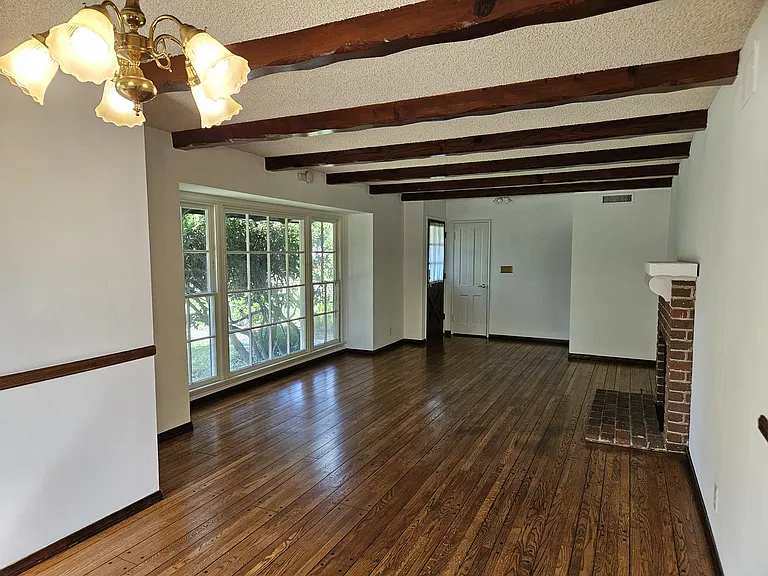 504 E Dalton Ave — Photo 6