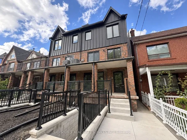 152 Brunswick Ave, Toronto, ON