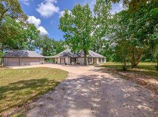 9214 Shady Ln, Magnolia, TX 77354