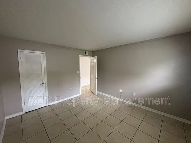 1695 Lee Rd #B107 — Photo 15