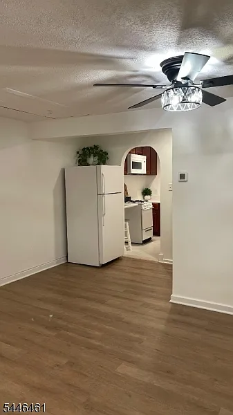 1 bed, 1.0 bath, $1,900 — Photo 3
