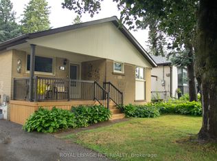 87 Richardson Dr, Aurora, ON L4G 1Z4