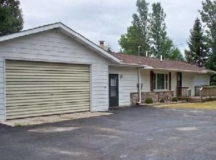 24 N Binder Rd, Tawas City, MI 48763