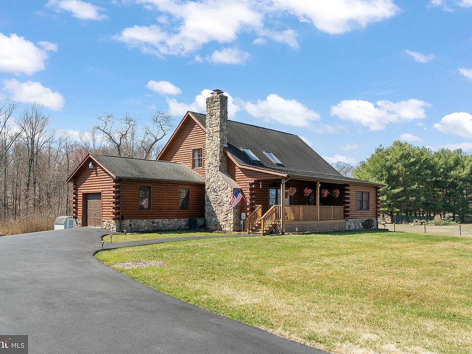 1st image of 445 Franklinville Rd