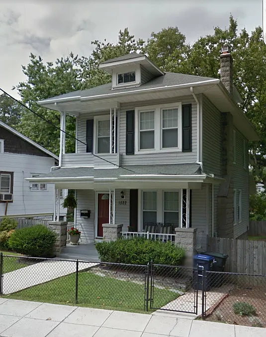 1522 Brentwood Rd NE photo 1