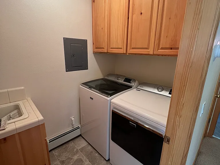 928 Northwood Blvd #9 — Photo 21