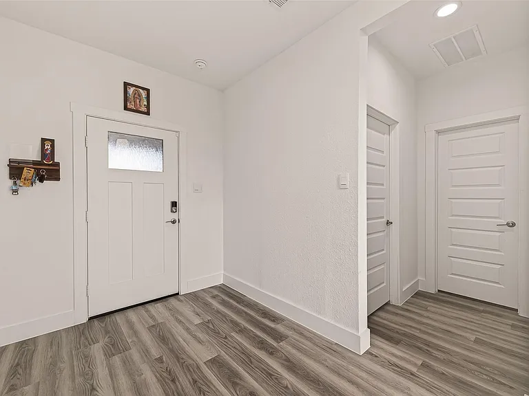 3415 Dursley Landing Ct — Photo 4