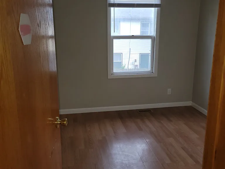 459 Skokie Ln — Photo 16