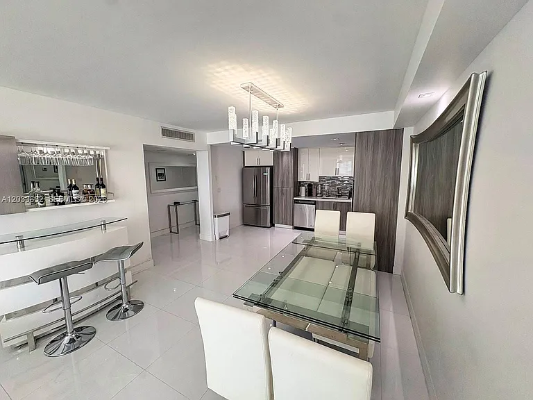 19380 Collins Ave #827 — Photo 6