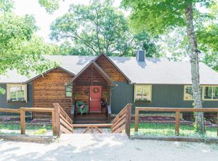 299 Fox Trail Rd, Walnut Shade, MO 65771