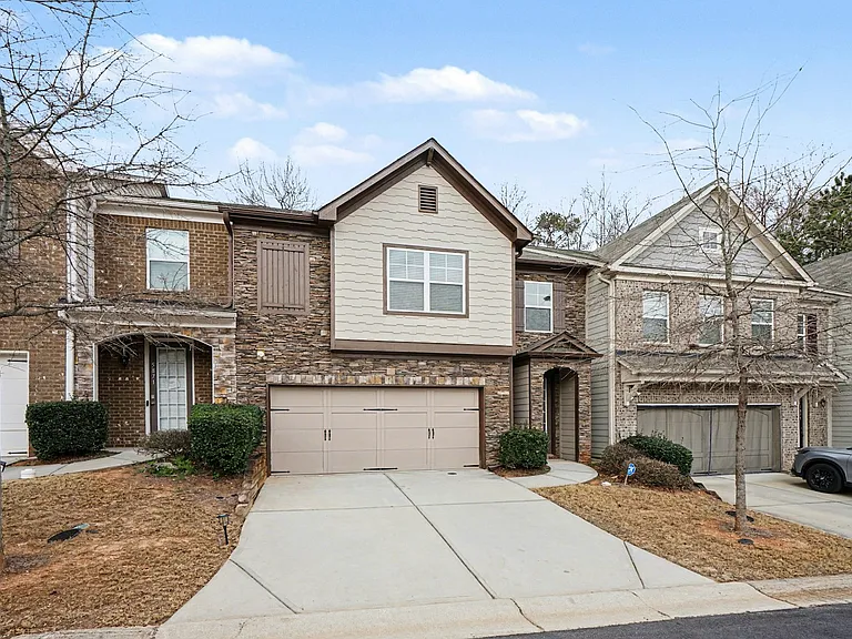 5873 Keystone Ln — Photo 3
