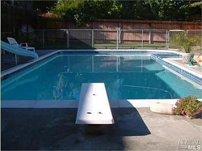 2nd image of 1350 Laurel Ave