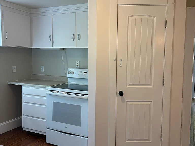 730 Newbern Rd — Photo 11