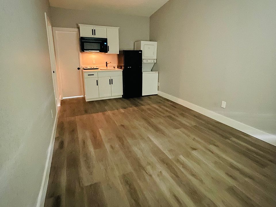 2nd image of 3551 Hughey St #2