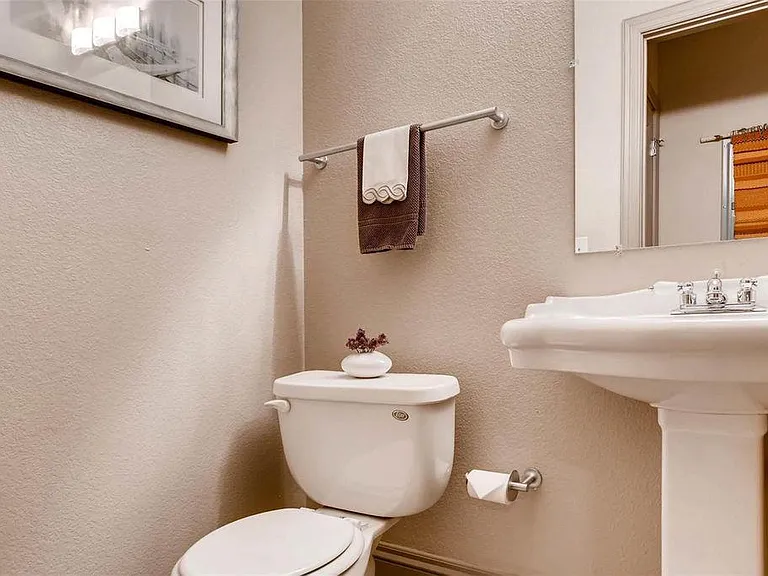 3211 Zuni St #13 — Photo 7