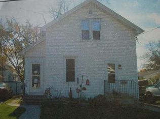 241 W 17th Ave #A, Oshkosh, WI 54902