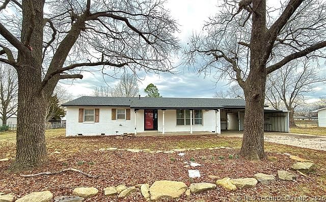 1st image of 908 W Commercial St