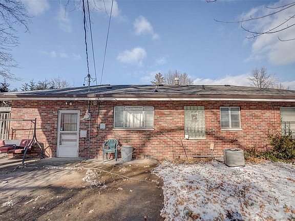 4th image of 45 Loisel Dr