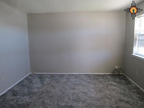 4th image of 1302 Bullock Ave