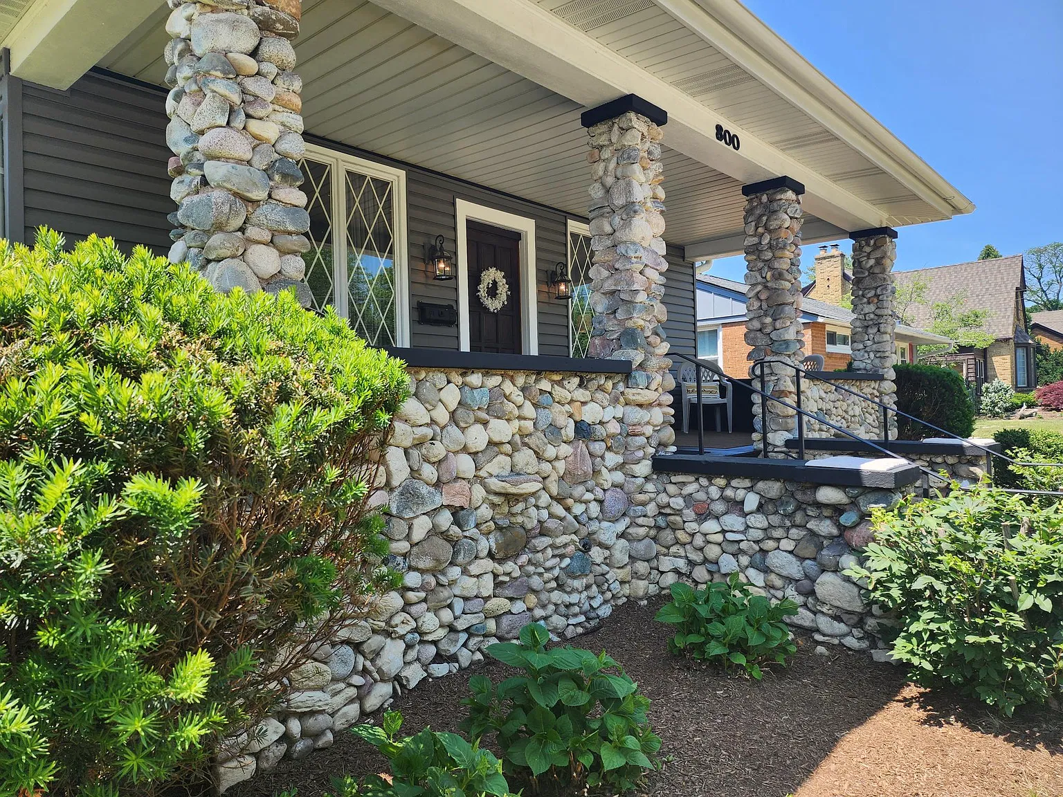 3 bed, 2.5 bath, 2000 sqft, $2,875 — Photo 3
