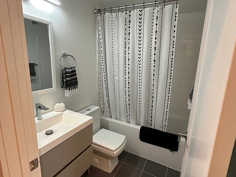 2nd Bathroom