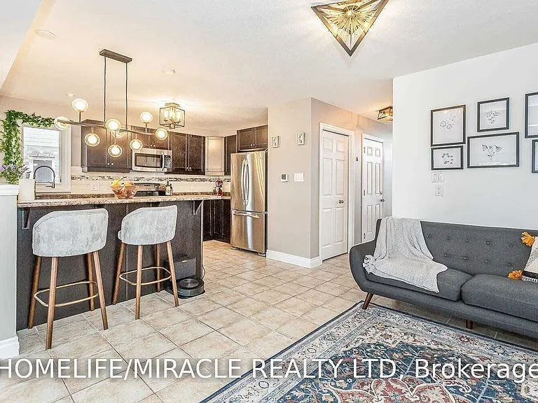 944 Dunblane Ct — Photo 11