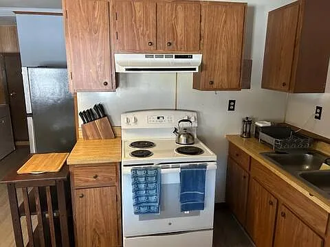 1 bed, 900 sqft, $1,150 — Photo 4