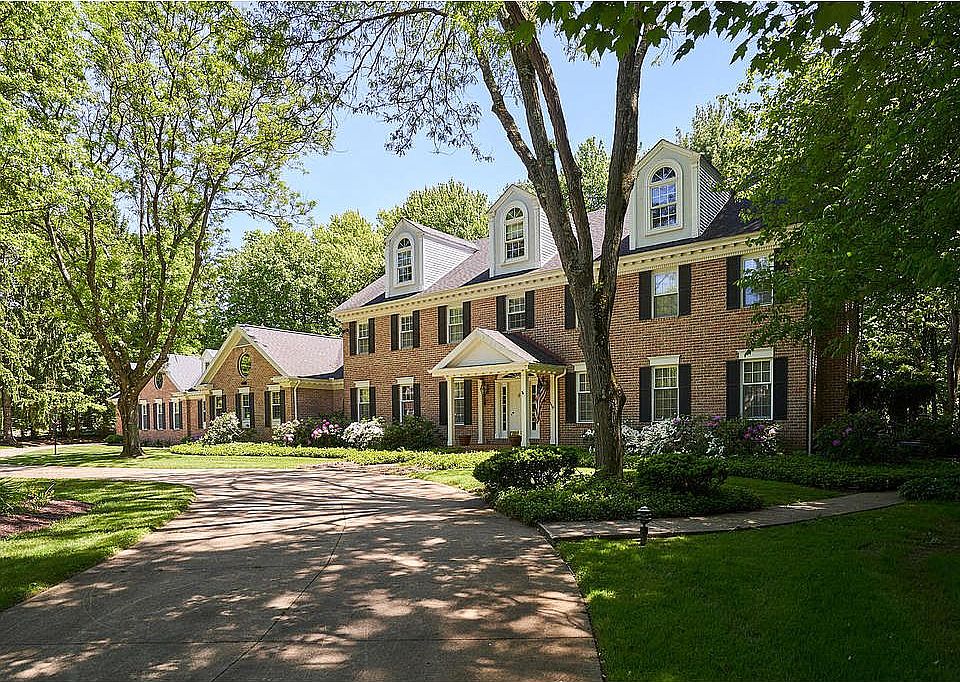 1st image of 1005 Robinwood Hills Dr
