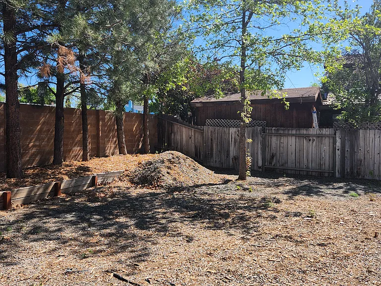 1418 Shady Oak Dr — Photo 19