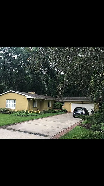 68 Ski Hill Rd photo 1