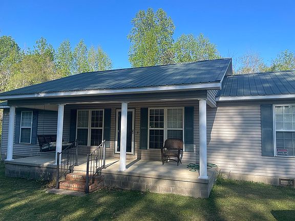 2nd image of 216 Stephenson Rd